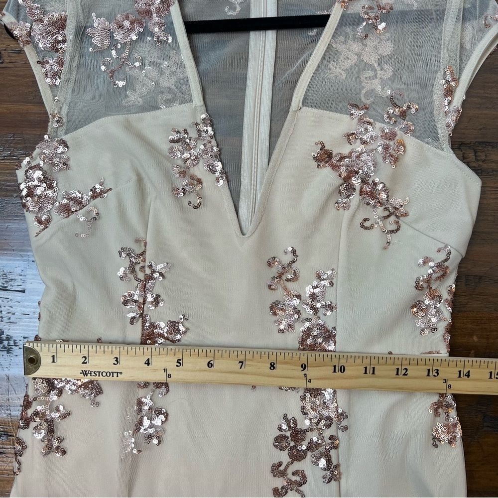 Showpo Passion Fusion NWT Nude Sequin V Neck Evening Gown Womens Size 4 - Picture 11 of 12